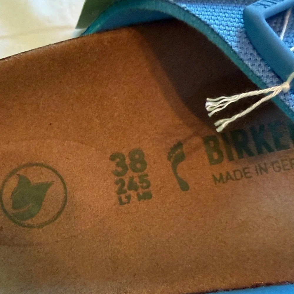 Birkenstock Arizona Rivet Logo Sandals in Sky Blue never worn - Picture 5 of 7